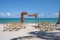 DRFPC-WED-EXT-Beach-Ceremony-Set-up-1-CP