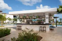 DRMPC-BAR-Manatees-TC