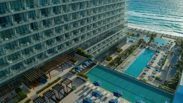 SEVCU-Resort-30sec-16x9-Video-Still-05-CB