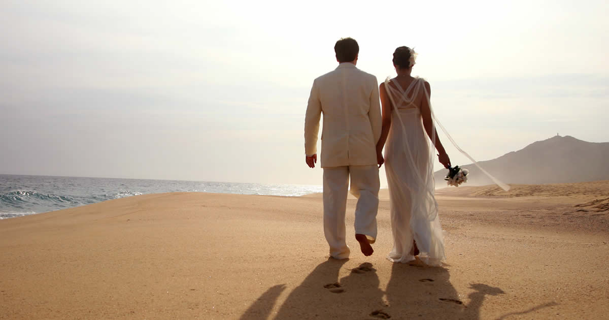 Beach wedding Mexico