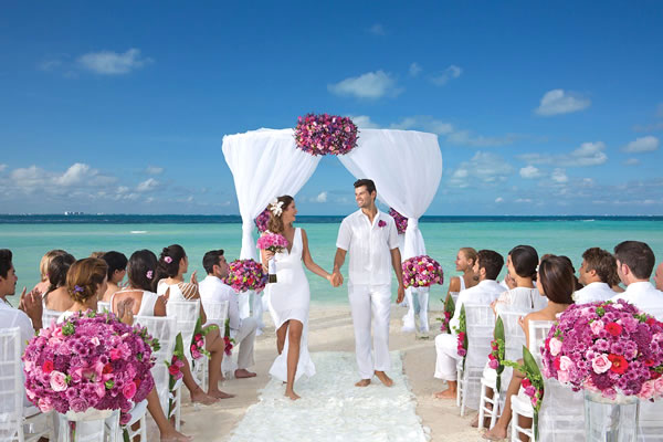 Cancun Destination Wedding on the Beach