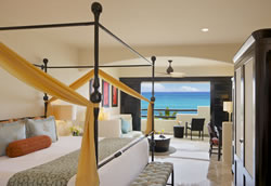 Preferred Club Junior Suite Ocean Front 