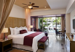 Preferred Club Junior Suite Swim-Out 