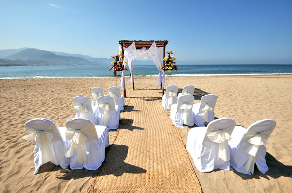 Sunscape Puerto Vallarta Destination Wedding on the Beach