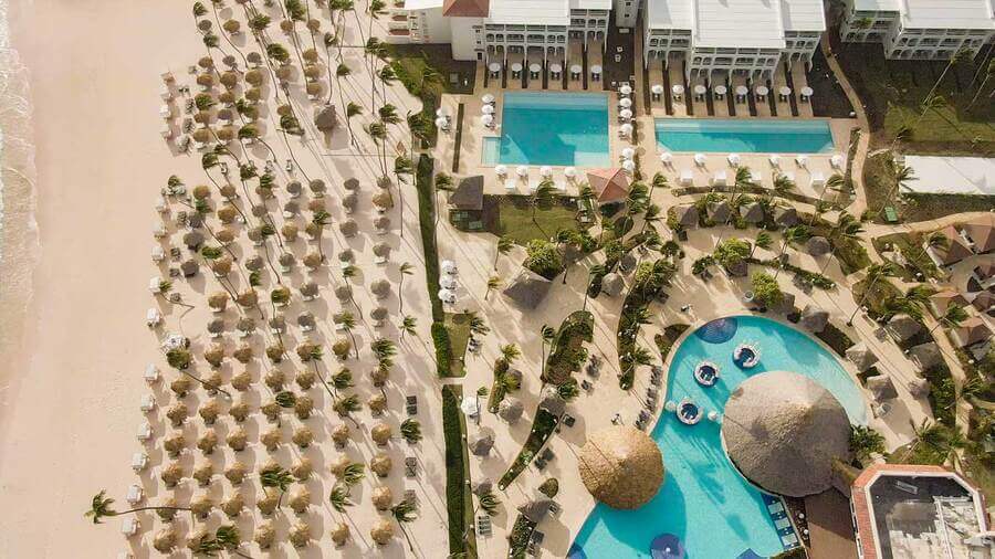Paradisus Palma Real Punta Cana destination wedding 1000 guests all-inclusive Dominican Republic